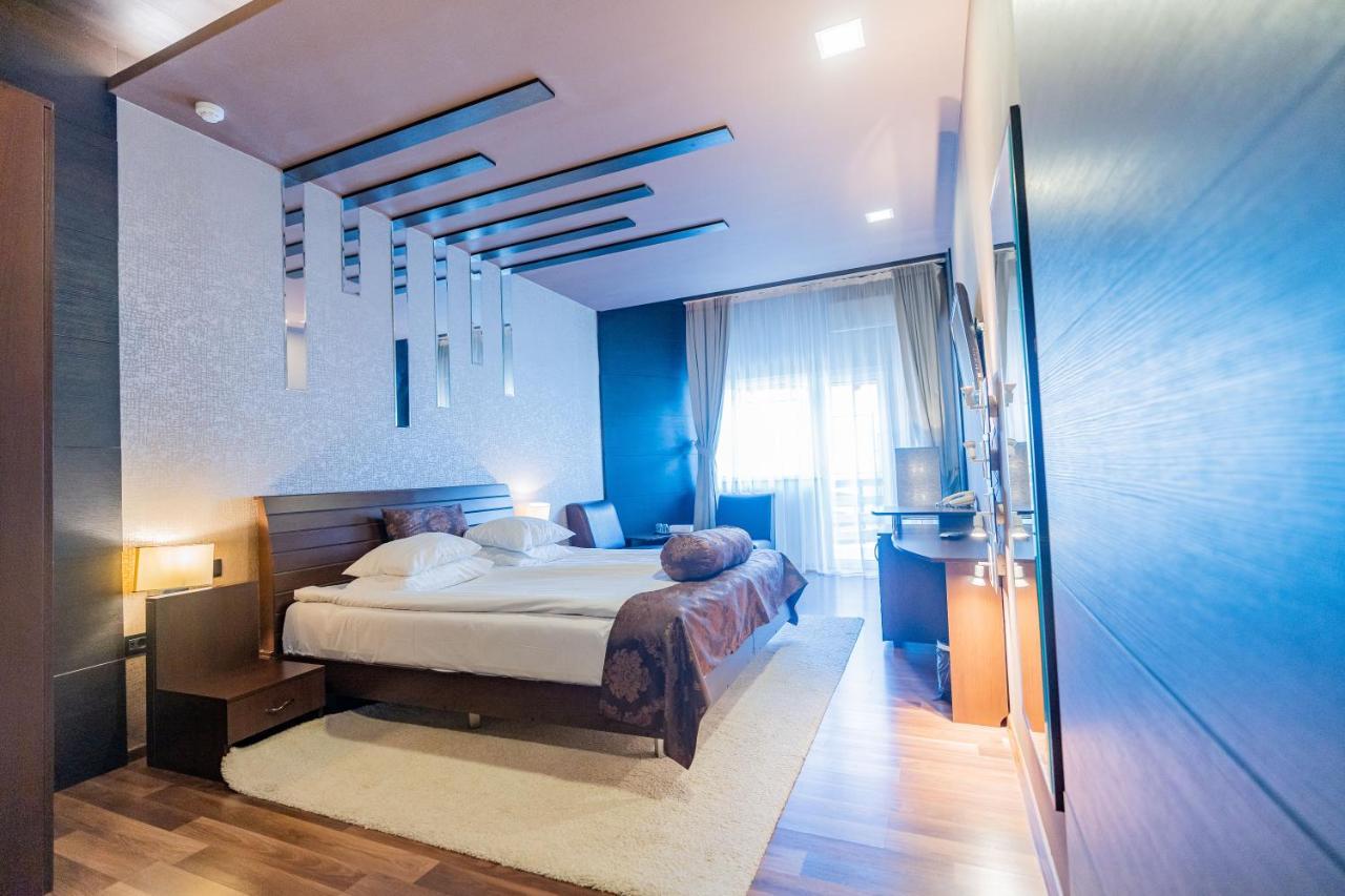 Belvedere Hotel 4*